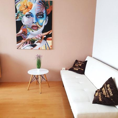 Apartman Terminal, Self Check-In 24 H, Free Parking Банска-Бистрица Экстерьер фото
